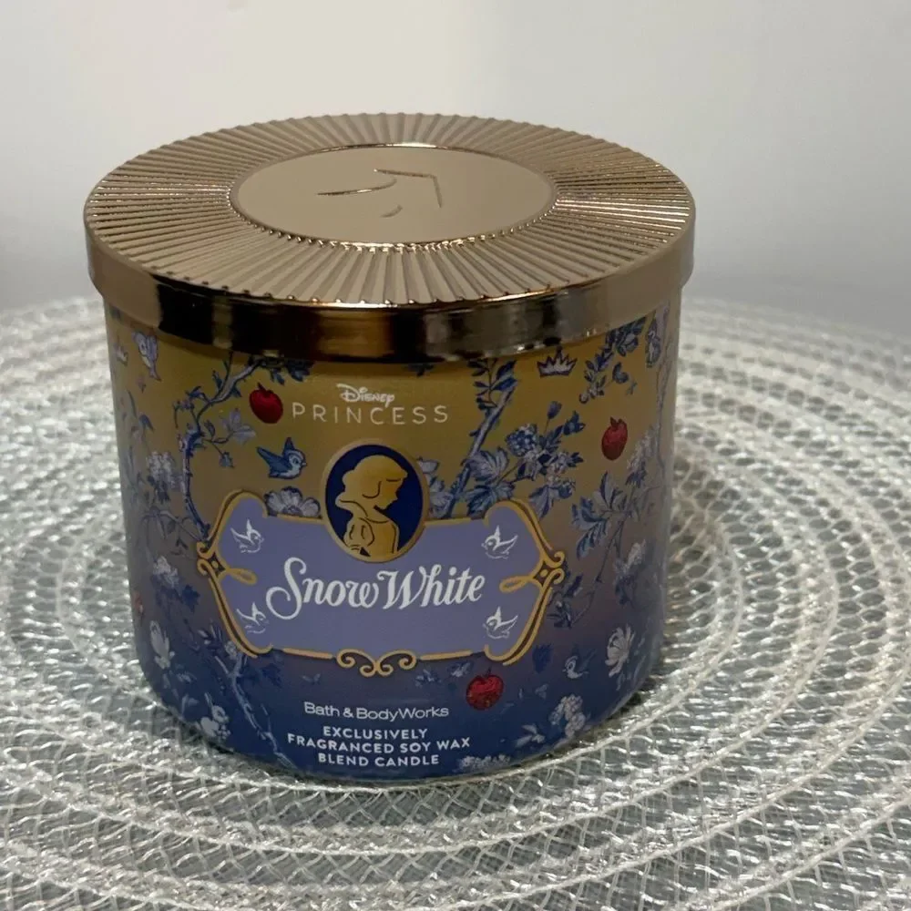 BBW Disney Snow White 3 Wick Scented Candle NWT